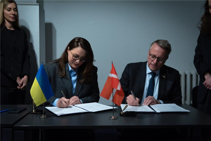 Дания выделит 420 миллионов евро на возобновляемую энергетику и восстановление Украины