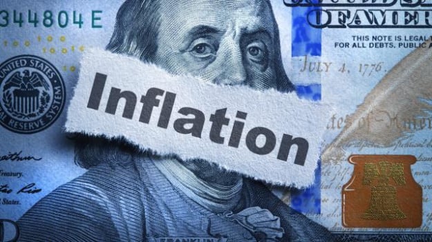 Экономический рост США упал почти до двухлетнего минимума в прошлом квартале, а инфляция выросла до 3,7%.