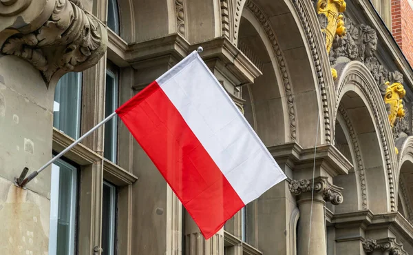 Правительство Польши во вторник, 30 апреля, приняло проект изменений в закон о помощи гражданам Украины.