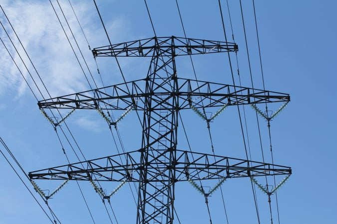 Экстренные отключения электроэнергии, которые были введены в воскресенье, 2 июня, отменены.
