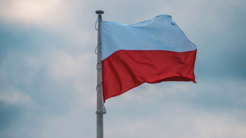 Польский президент Анджей Дуда утвердил изменения в закон о помощи гражданам Украины.