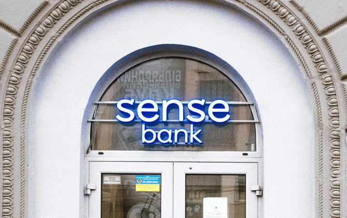 Украина планирует продажу двух системно важных банков — «Сенс банка» и «Укргазбанка».