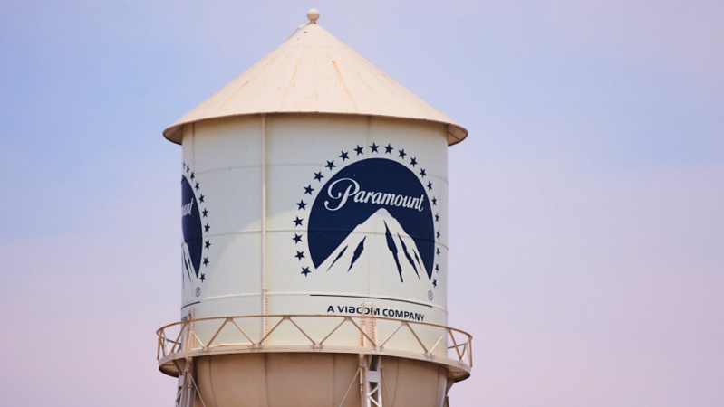 Американська телекомунікаційна корпорація Paramount Global, яка контролює ряд мереж (у тому числі MTV і CBS), обговорює продаж Black Entertainment Television.