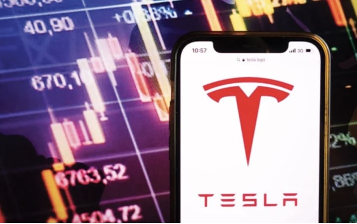 За последние семь дней стоимость акций Tesla выросла более чем на 30%, что прибавило компании более $200 миллиардов к рыночной капитализации.