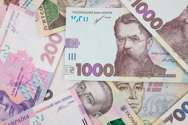 Национальный банк Украины установил на 9 июля 2024 официальный курс гривны на уровне 40,7 грн/$.