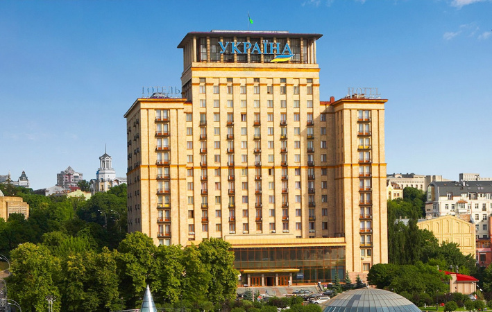 Кабинет министров принял условия продажи единого имущественного комплекса госпредприятия «Отель «Украина» и государственного пакета в 100% акций АО «Объединенная горно-химическая компания».