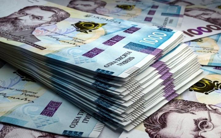 В наличном обороте Украины на 1 июля 2024 года находилось 800,9 млрд грн.