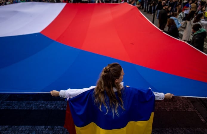 Уряд Чехії ухвалив рішення про збільшення розміру гуманітарної допомоги для українських біженців.