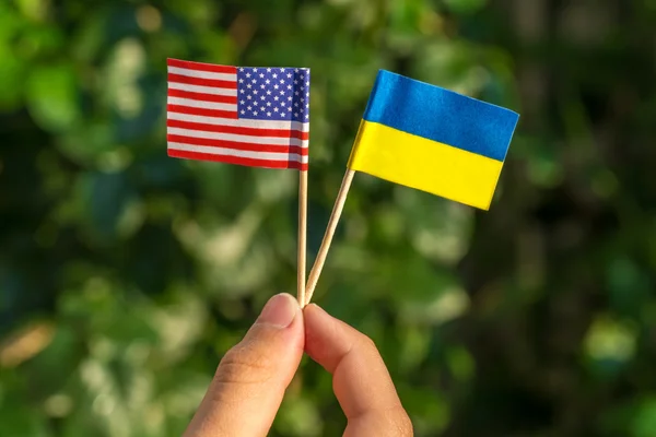 Украина получила $3,9 млрд безвозвратного гранта от США через Всемирный банк.