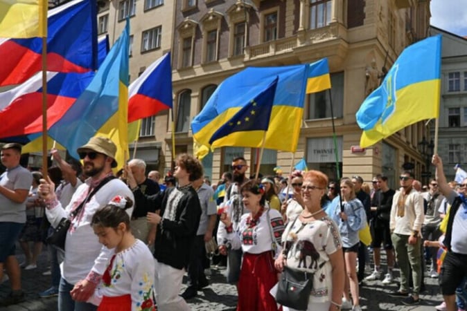 Біженці з України починають приносити прибуток чеській державі.