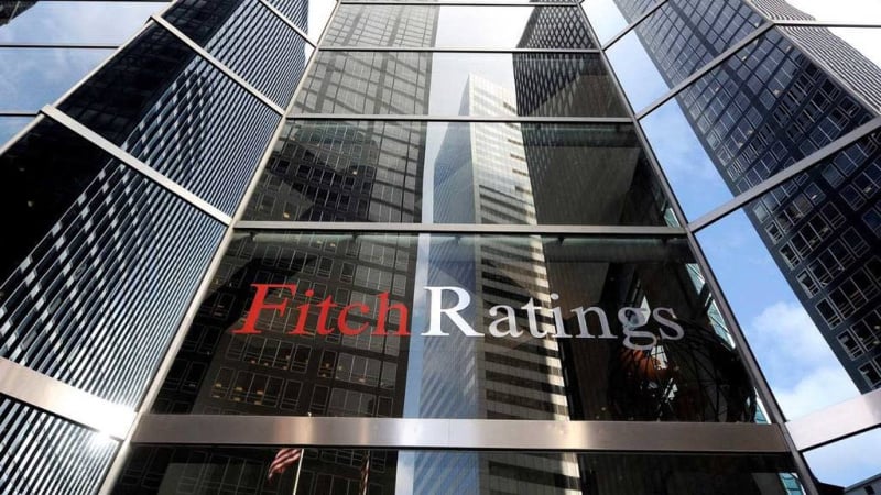 Рейтингове агентство Fitch погіршило кредитний рейтинг України у зв'язку з початком реструктуризації єврооблігацій.