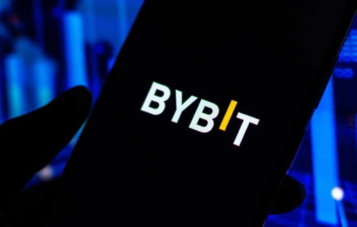 Криптовалютна біржа Bybit оголосила про схвалення на отримання повної регуляторної ліцензії від Управління з фінансових послуг Астани (AFSA).►Читайте «Мінфін» в Instagram: головні новини про інвестиції та фінансиBybit стала другою криптобіржею після Binance, яка отримала такий дозвіл від регулятора Казахстану.