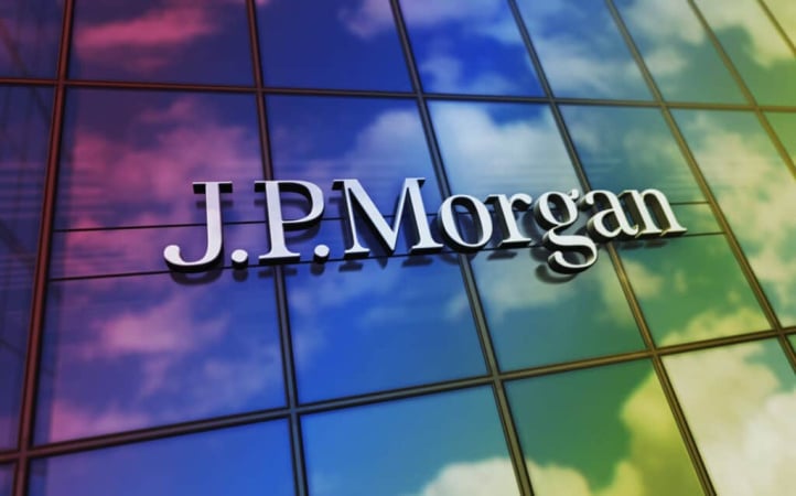 JPMorgan Chase повідомив про чистий прибуток у розмірі $12,9 млрд за третій квартал 2024 року, при цьому прибуток на акцію склав $4,37, а загальний дохід — $43,3 млрд, що на 6% більше у порівнянні з аналогічним періодом минулого року.