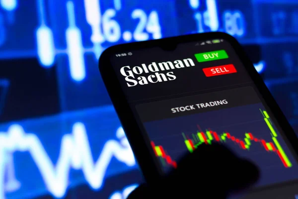 Американський інвестиційний банк Goldman Sachs тримає $710 млн у спотових біткоїн-ETF.