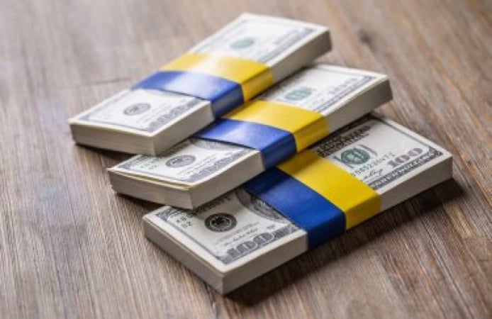 У рейтинговому агенстві Fitch зазначають, що державний борг України зріс до 90,8% ВВП у 2024 році, відносно 84,4% у 2023 році.