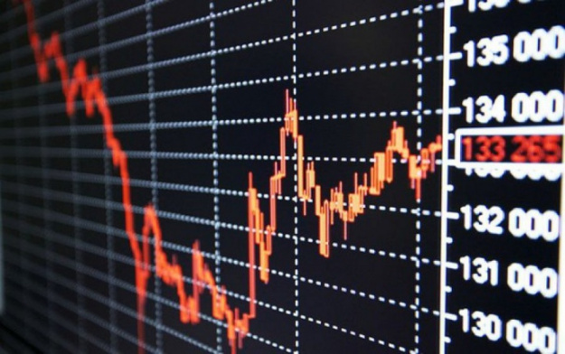 Курси українських акцій на Варшавській фондовій біржі (WSE) після сварки між президентами України та США у п’ятницю ввечері, які суттєво зменшила ймовірність досягнення миру у короткостроковій перспективі, впали зранку у понеділок на 6−15%.