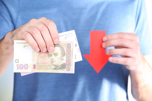 Национальный банк Украины установил на 4 марта 2025 официальный курс гривны на уровне 41,5911 грн/$.