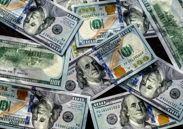 Объем частных денежных переводов в январе текущего года уменьшился на 19,9% и составил $0,7 млрд.