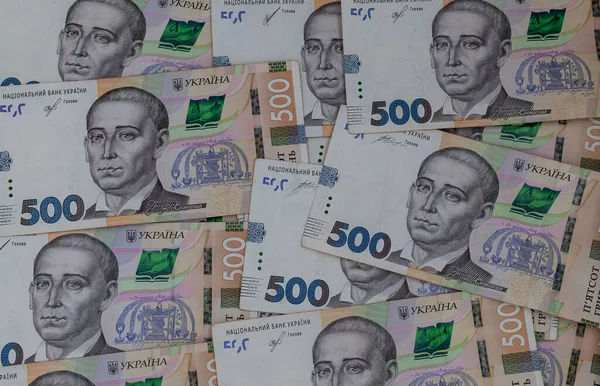 Мінекономіки та Міністерство з питань стратегічних галузей промисловості запускають нову грантову програму для виробників комплектуючих для озброєння та військової техніки.