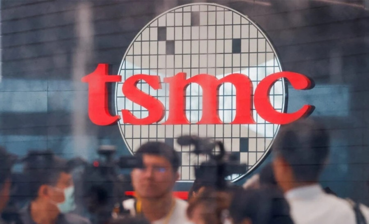 Крупнейший в мире производитель чипов TSMC сообщил, что доход компании в первом квартале вырос на 42%, несколько превысив ожидания рынка благодаря буму в сфере искусственного интеллекта.
