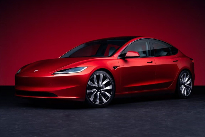 Tesla приостановила прием новых заказов на хэтчбек Model S и кроссовер Model X на своем китайском вебсайте, пишет Reuters.► Читайте «Минфин» в Instagram: главные новости об инвестициях и финансахКакая причинаЭто произошло после того, как Китай повысил тарифы на импорт из США до 125%, в ответ на решение президента США Дональда Трампа повысить пошлины на китайские товары до 145%.
