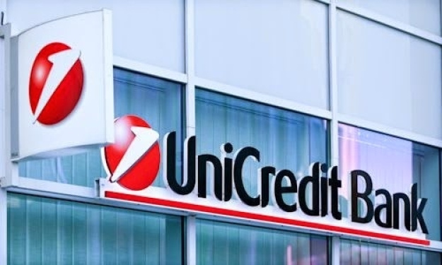 Італія примушує UniCredit покинути росію