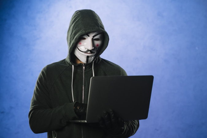 Мошенники используют новую схему для похищения персональных данных и доступа к счетам клиентов Приватбанка.