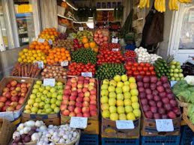 Багато продавців спочатку підвищили ціни до Великодня, а потім оголосили розпродаж