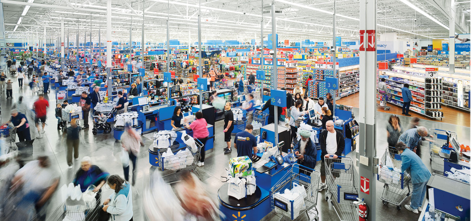 Значительное количество ведущих ритейлеров, среди которых продуктовые и потребительские гиганты Costco, Best Buy, Walmart и Target уже повысили цены на некоторые товары или планируют это сделать в ближайшее время, чтобы покрыть расходы, связанные с пошлинами.