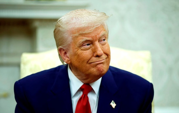 Президент США Дональд Трамп в своей социальной сети Truth Social подчеркнул, что американская экономика не сможет существовать без введения пошлин.