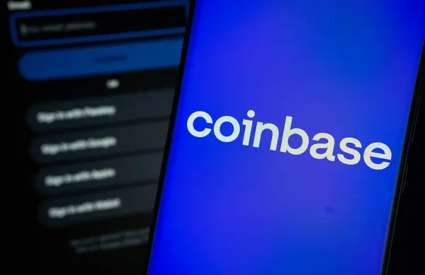 Глава Национального экономического совета (НЭК) Белого дома Кевин Гассетт инвестировал в биржу Coinbase от $1 млн до $5 млн.