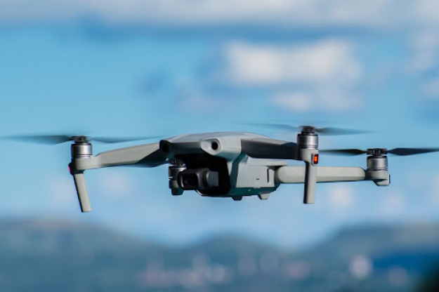 Французский автопроизводитель Renault SA вел переговоры с Министерством обороны Франции о производстве дронов в Украине.