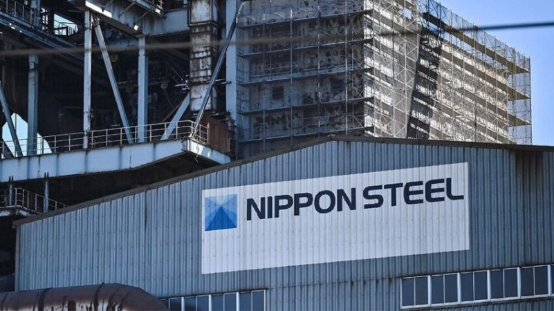Акции компании Nippon Steel зафиксировали рост в понедельник.