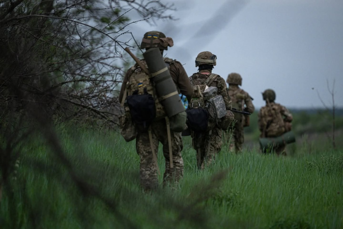 Минулої доби українські захисники ліквідували ще 1 040 окупантів.