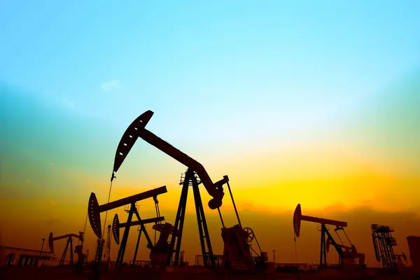 Доходы Саудовской Аравии от экспорта нефти в апреле этого года упали до минимального уровня почти за четыре года.