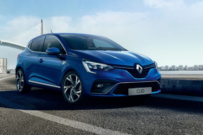 По итогам первых пяти месяцев 2025 года Renault Clio стал самым популярным в Европе автомобилем.