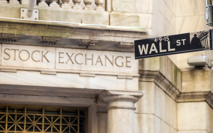 Попри крайній термін запровадження мит, що наближається 9 липня, фондовий ринок спокійний.