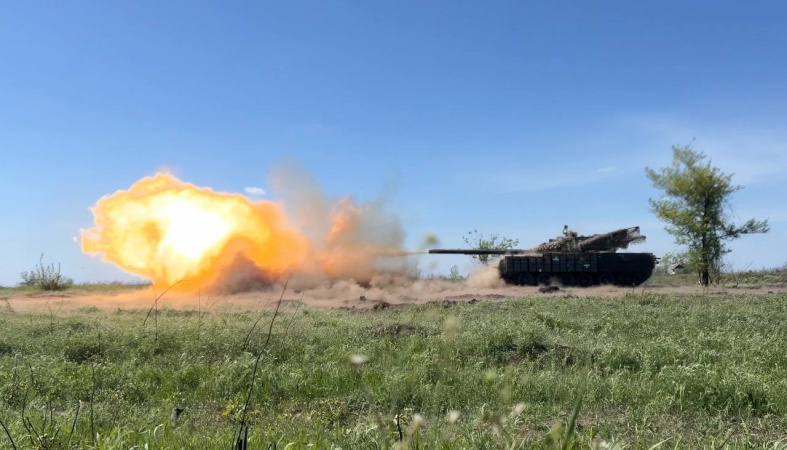 Минулої доби українські захисники ліквідували ще 1 070 окупантів.