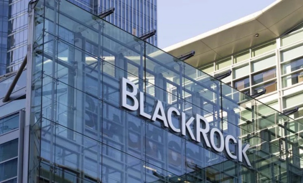 Фінтех Jio Financial Services і одна з найбільших інвестиційних компаній BlackRock запустили в Індії спільну компанію Jio BlackRock, яка пропонує інвесторам вкладатися в інвестиційні фонди без участі посередників, пише Reuters з посиланням на джерела.