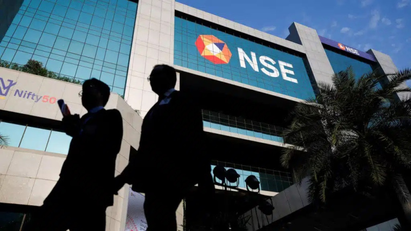 Бум публічних розміщень, що триває в Індії, може додати від $2 до $3 трлн до капіталізації ринку на горизонті десяти років, пише Bloomberg із посиланням на оцінку індійської фінансової групи JM Financial.► Читайте сторінку «Мінфіну» у фейсбуці: головні фінансові новиниIPO в ІндіїЗ початку 2025 року індійські компанії провели IPO у сумі на $6 млрд, підрахувало Bloomberg.