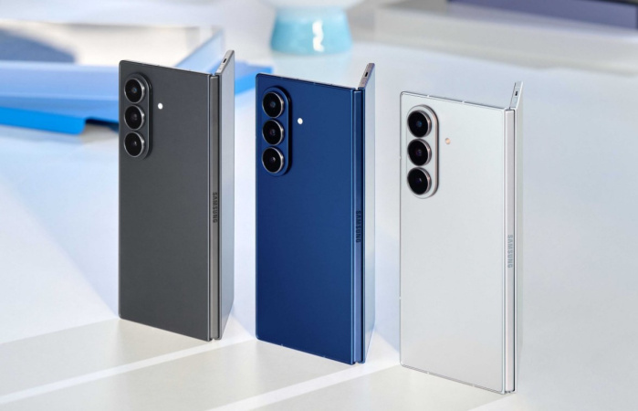 Южнокорейская компания Samsung Electronics представила новые складывающиеся смартфоны — Galaxy Fold7 и Galaxy Flip7 и Flip7 FE.