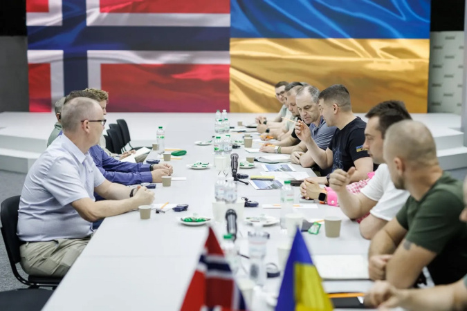 Норвезька оборонна компанія Radionor Communications відкриє сервісний центр в Україні.