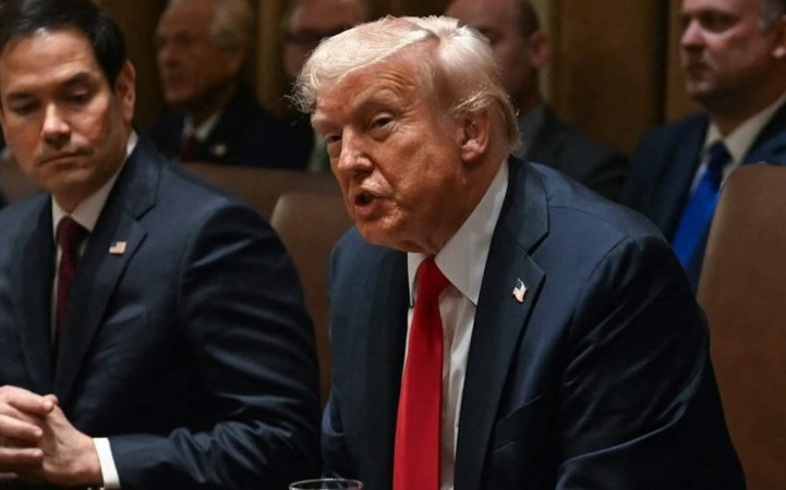 Дональд Трамп назвал Индию «мертвой экономикой» и заявил, что США «очень мало ведут бизнес» с этой страной.