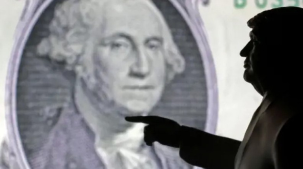 Поточна політична ситуація та ситуація на валютному ринку мають тривожну схожість з тим, що відбувалось перед одним з найгучніших падінь в історії американського фондового ринку.