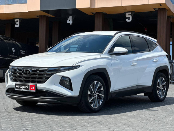 В прошлом месяце автомобили с традиционными двигателями охватили около 54% рынка новых легковых автомобилей, сообщает Укравтопром.