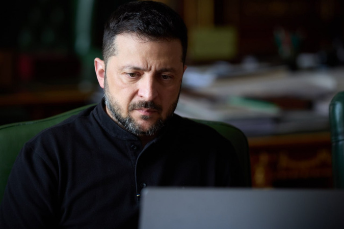 Президент України Володимир Зеленський провів розмову з директоркою-розпорядницею Міжнародного валютного фонду (МВФ) Крісталіною Георгієвою.