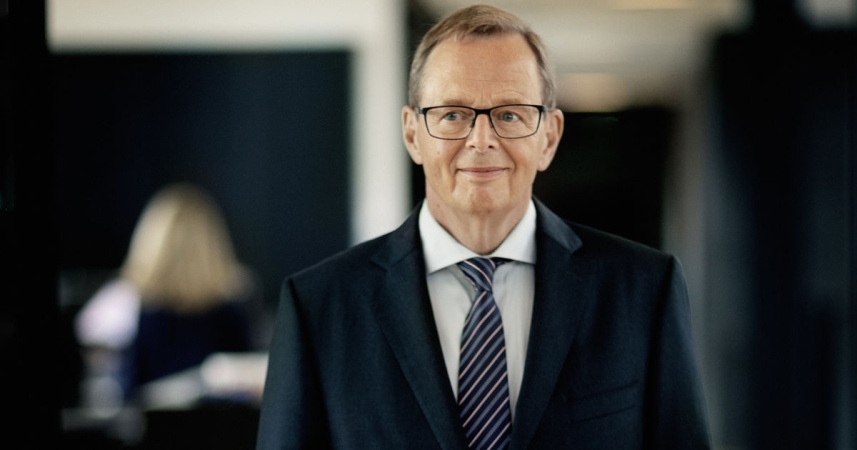 Голова центрального банку Данії Крістіан Кеттель Томсен вважає, що данцям варто розглянути можливість приєднання до єврозони, якщо вони прагнуть мати більший вплив у Європейському Союзі.