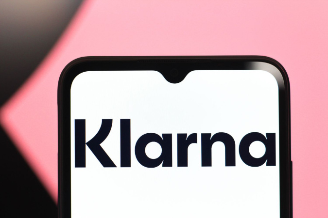 Шведский финтех-гигант Klarna установил цену своего первичного публичного размещения акций (IPO) на отметке $40 за акцию, что превышает предыдущий прогнозный диапазон.