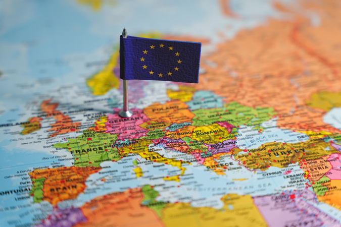 Найбагатші 10% домогосподарств у єврозоні володіють 57,4% усього чистого багатства, тоді як найбідніші 50% — лише близько 5%.