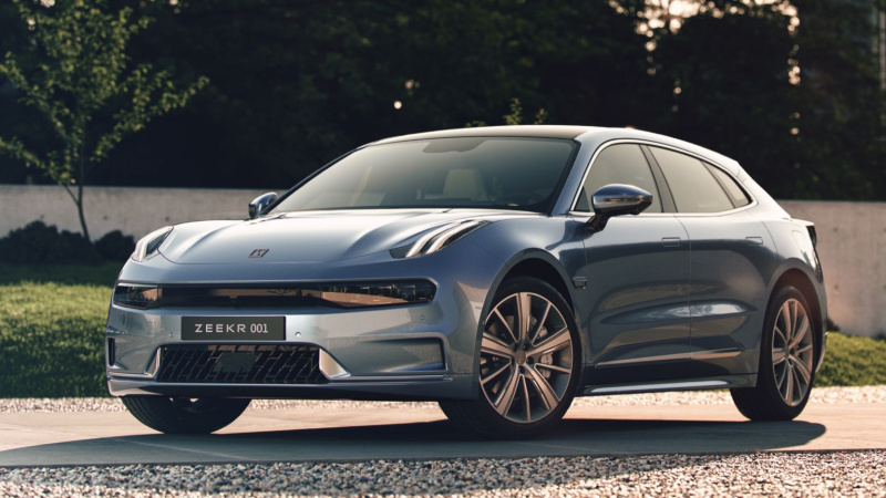 Впродовж минулого місяця українці придбали 2424 од.